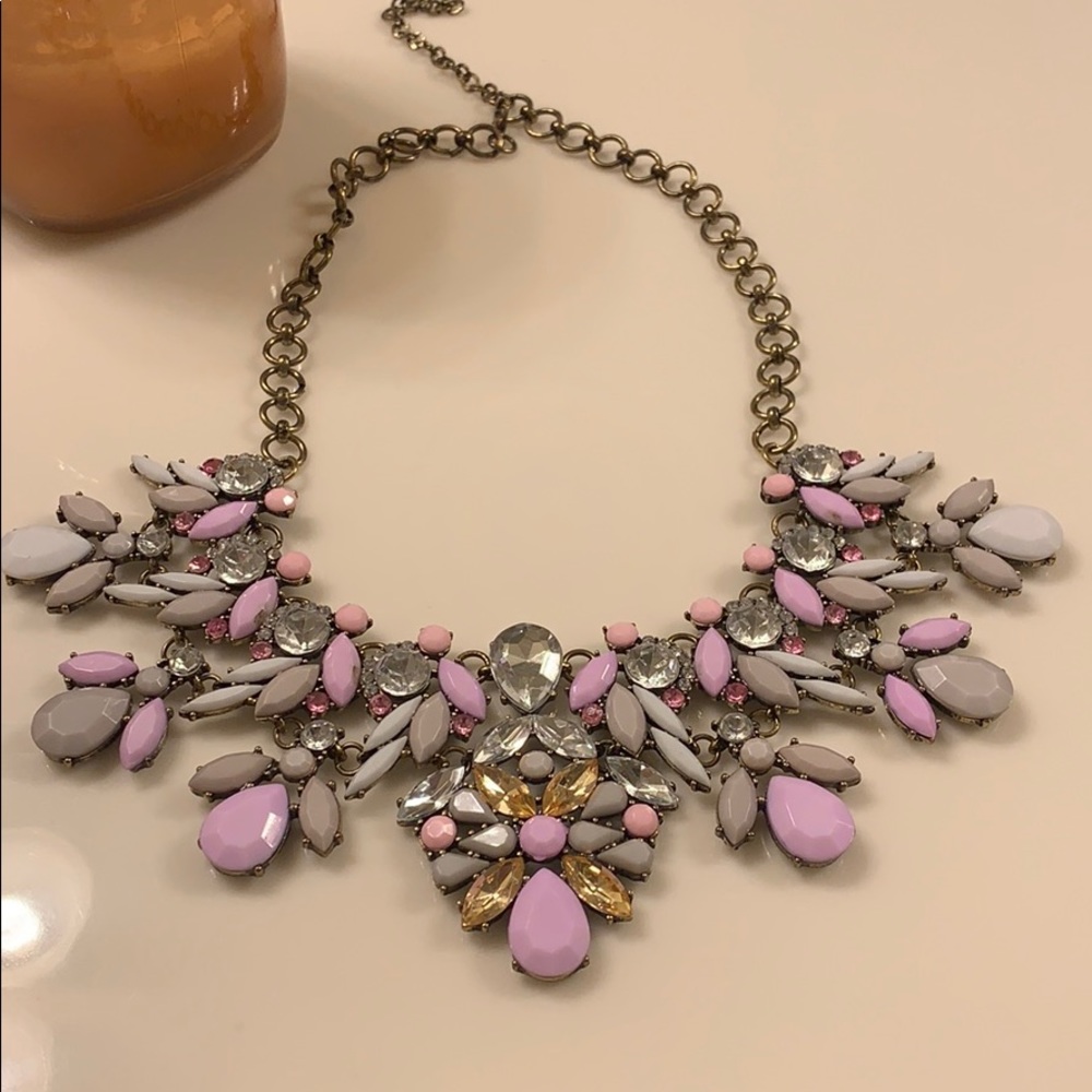 Bib necklace